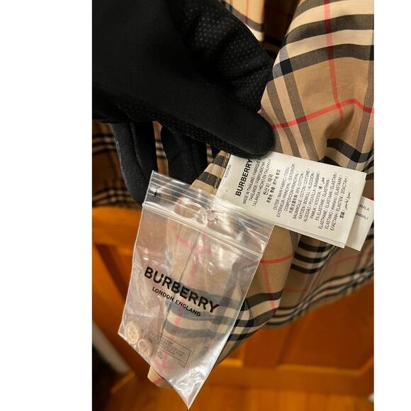 Burberry Small Check Shirt - Picture 9 of 9